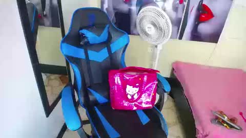 Anniee online show from 9, 9, 2025