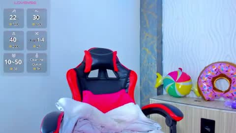 Anniee online show from 5, 7, 2026