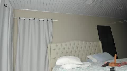 Snapshot of anniekk chatting on 20, 7, 2026 Dulce candyxxx online show from 20, 7, 2026