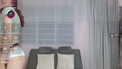 Snapshot of anniesparkle chatting on 17, 7, 2026 Annie Sparkle online show from 17, 7, 2026