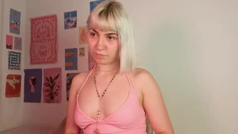 annietinky online show from 7, 5, 2026
