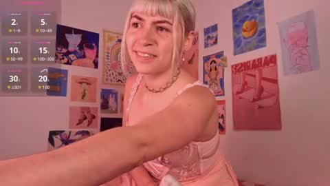 annietinky online show from 27, 7, 2026