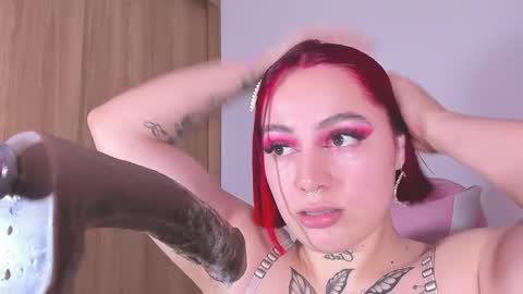 Gise. online show from 10, 2, 2025