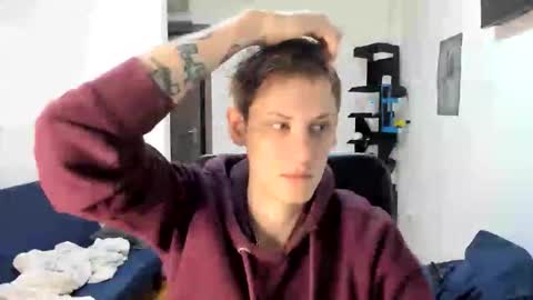    online show from 1, 10, 2025