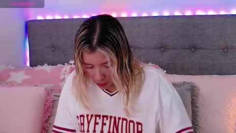 Antonella Lee online show from 14, 1, 2026