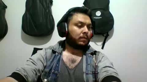 lion kennedy independent model moderator online show from 21, 9, 2025