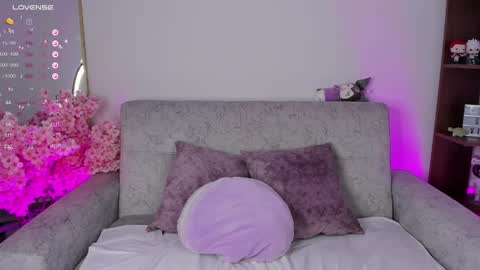 Anny  online show from 14, 1, 2025