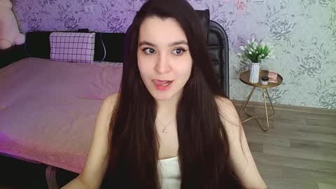 Annie online show from 6, 1, 2025