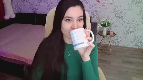 Annie online show from 22, 2, 2025