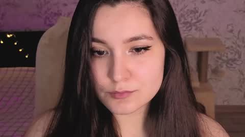 Annie online show from 4, 5, 2026