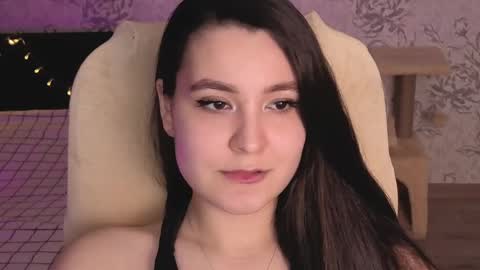Annie online show from 4, 5, 2026