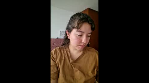 Annya paris  online show from 12, 3, 2026