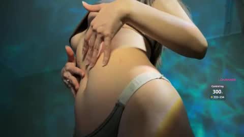 annyislovely online show from 24, 2, 2025