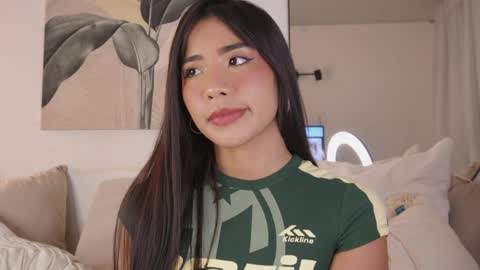 Snapshot of annyz09 chatting on 2, 4, 2026 Annyz online show from 2, 4, 2026