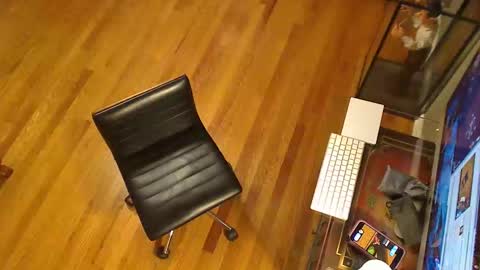 Snapshot of anoaklawnguy chatting on 30, 4, 2026 anoaklawnguy online show from 30, 4, 2026