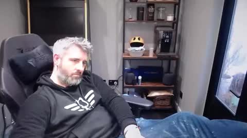 anonymousblokeuk online show from 17, 12, 2024