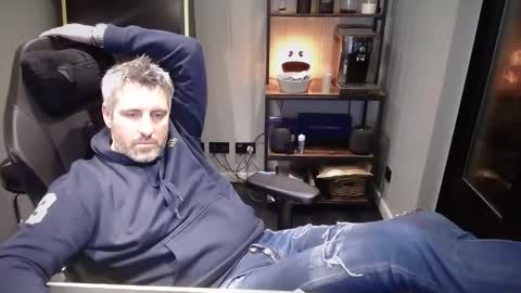 anonymousblokeuk online show from 23, 12, 2024