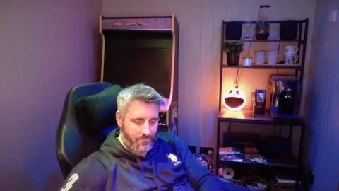 anonymousblokeuk online show from 30, 1, 2025