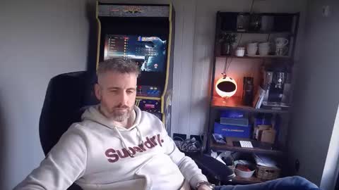 anonymousblokeuk online show from 4, 3, 2025