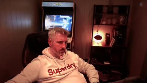 anonymousblokeuk online show from 4, 3, 2025