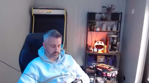 anonymousblokeuk online show from 16, 9, 2025