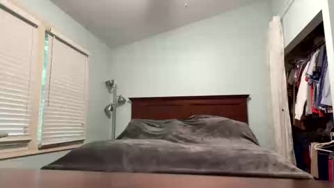 anonymousfrederick76 online show from 17, 10, 2025