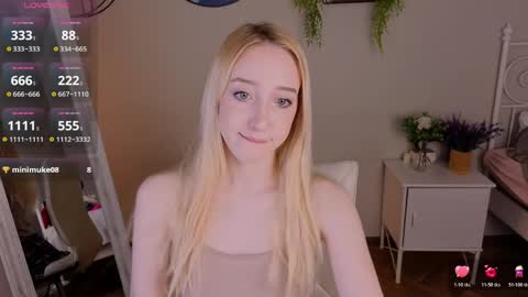 Snapshot of anora_babe chatting on 31, 3, 2026 Anora Babe online show from 31, 3, 2026