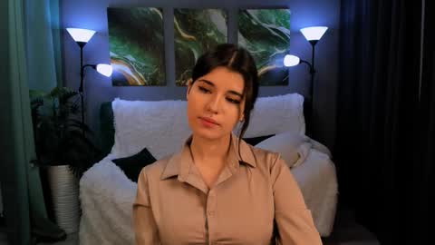 Anora online show from 5, 10, 2025