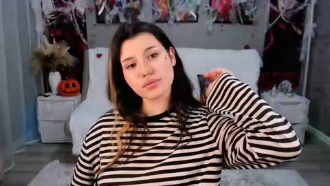 Anora online show from 7, 11, 2025