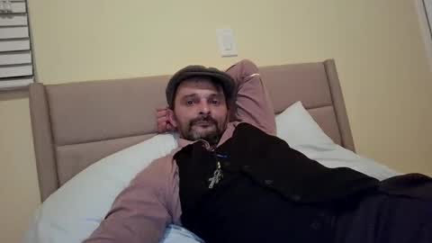 Snapshot of ansreramso chatting on 1, 10, 2025 Lower chakra online show from 1, 10, 2025