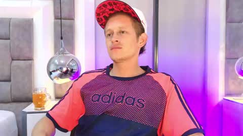 Snapshot of anthonystone_ chatting on 1, 6, 2026 Anthonny online show from 1, 6, 2026