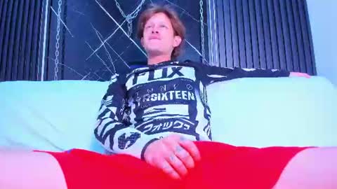 Snapshot of anthonystone_ chatting on 12, 6, 2026 Anthonny online show from 12, 6, 2026
