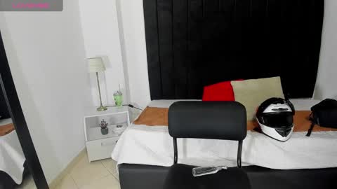 Snapshot of anthoy_wayans chatting on 11, 12, 2024 online show from 11, 12, 2024