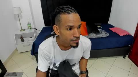 Snapshot of anthoy_wayans chatting on 15, 12, 2024 online show from 15, 12, 2024