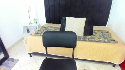 Snapshot of anthoy_wayans chatting on 6, 1, 2025 online show from 6, 1, 2025