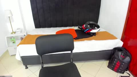 Snapshot of anthoy_wayans chatting on 24, 1, 2025 online show from 24, 1, 2025