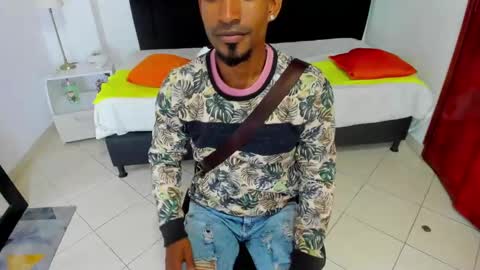 Snapshot of anthoy_wayans chatting on 4, 2, 2025 online show from 4, 2, 2025