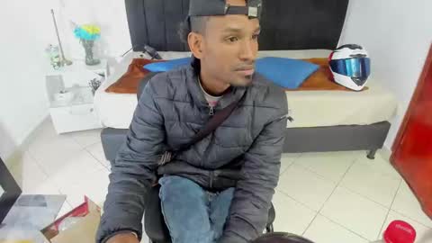 Snapshot of anthoy_wayans chatting on 11, 2, 2025 online show from 11, 2, 2025