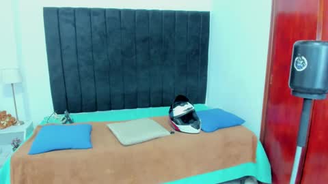 Snapshot of anthoy_wayans chatting on 27, 2, 2025 online show from 27, 2, 2025