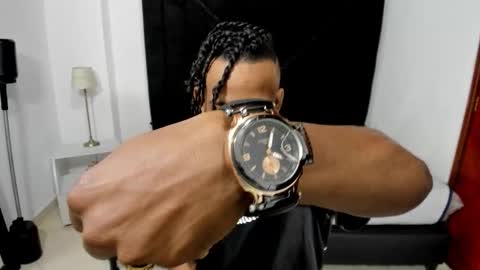 Snapshot of anthoy_wayans chatting on 13, 9, 2025 online show from 13, 9, 2025