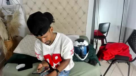 Snapshot of anthoy_wayans chatting on 25, 9, 2025 online show from 25, 9, 2025