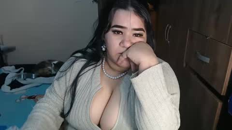 Snapshot of antonela_bigboobs1 chatting on 5, 3, 2026 Antonela PINKI online show from 5, 3, 2026