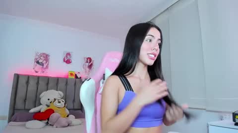 Snapshot of antonella_28_ chatting on 13, 1, 2025 Antonella online show from 13, 1, 2025