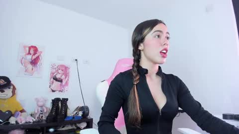 Snapshot of antonella_28_ chatting on 20, 9, 2025 Antonella online show from 20, 9, 2025