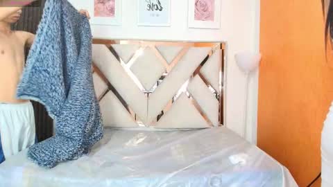 antonella_and_thiago_ online show from 20, 12, 2025