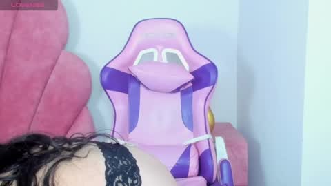 antonella_foxxxx online show from 6, 4, 2026