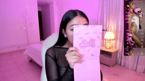  Antonella Grayy  online show from 13, 1, 2025