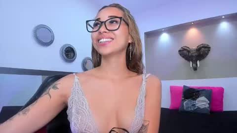 Snapshot of antonella_mc chatting on 6, 2, 2026 Antonella online show from 6, 2, 2026