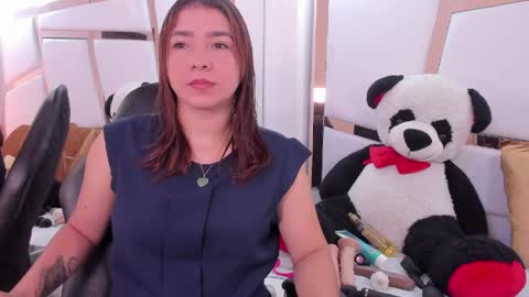 Antonella Moon 7 online show from 7, 4, 2026