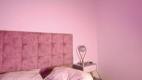 Snapshot of antonella_prada_ chatting on 18, 3, 2026 antonella online show from 18, 3, 2026